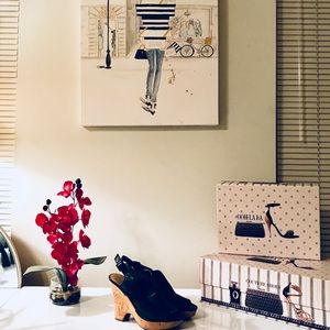 Franco Sarto black open toe shows size 7